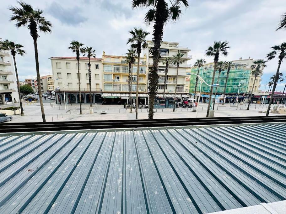 Fonctionnel - 2 Chambres - Bien Situe A 300M De La Plage - Parking Prive De Juin A Sept Canet Exterior foto